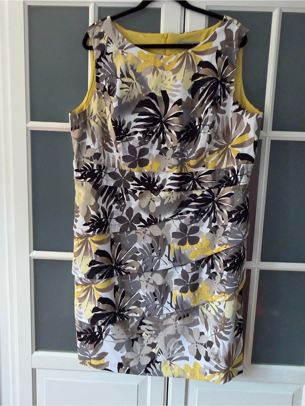 Laura Plus Sleeveless Yellow & Gray Floral Shift Dress